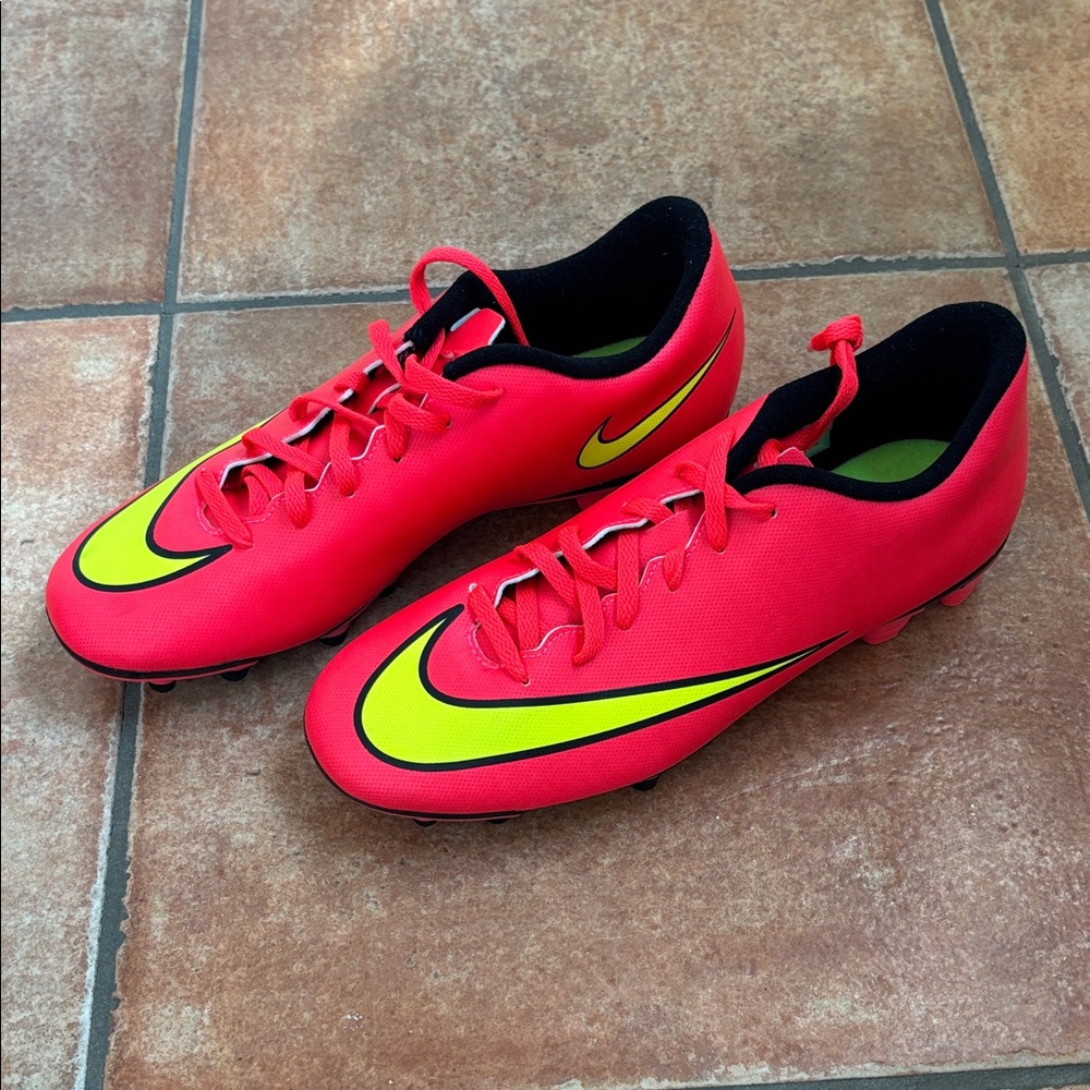 Nike Mercurial Vortex II FG Soccer cleats. NEW